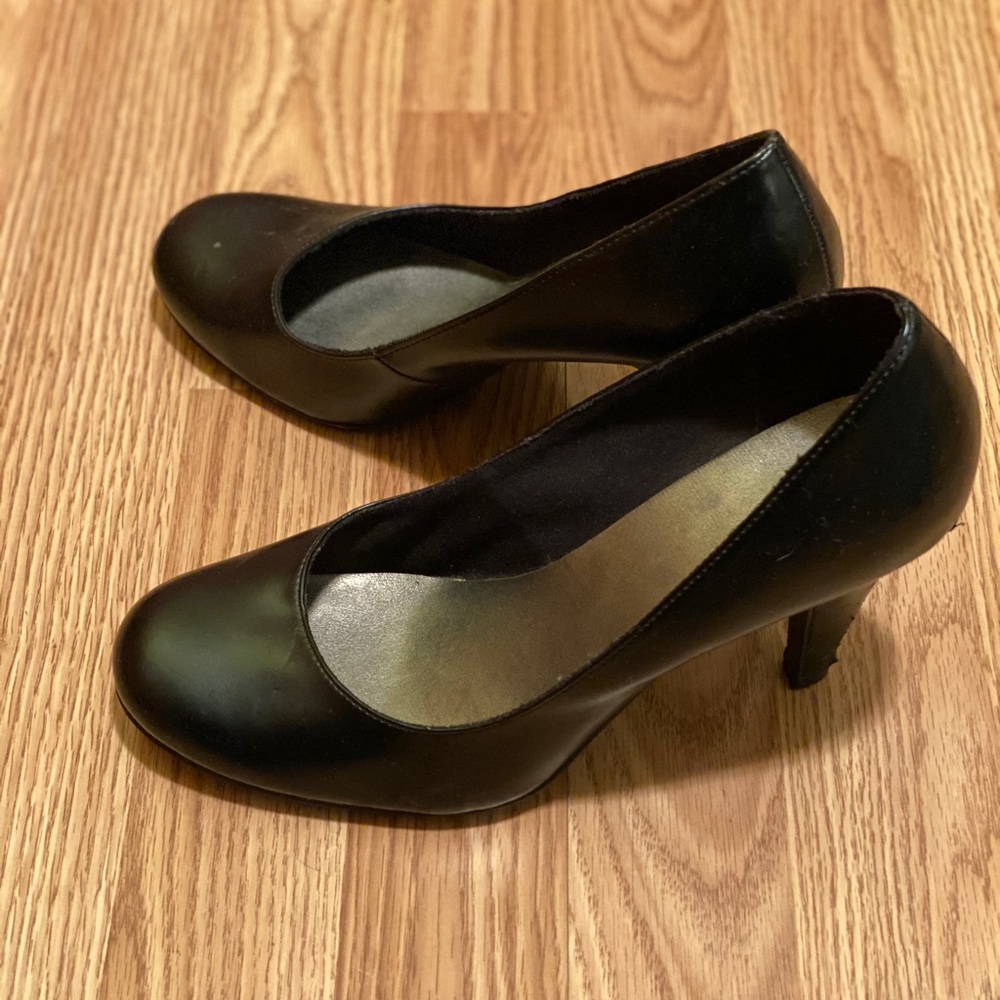 Dexter Black heels
